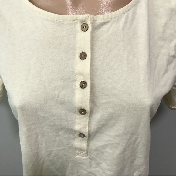 Free People What’s Up Henley Ivory Cream Short Sleeve T-shirt Small Button Front - Picture 4 of 8